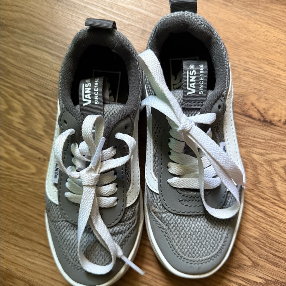 Kids exo ultra range vans sneakers size 12